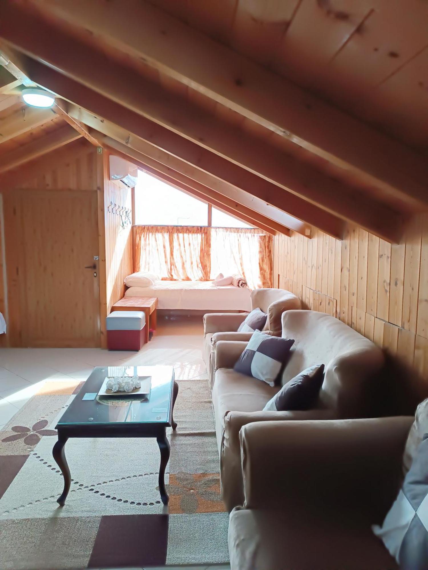 Guesthouse Eva Suite Berat Zewnętrze zdjęcie