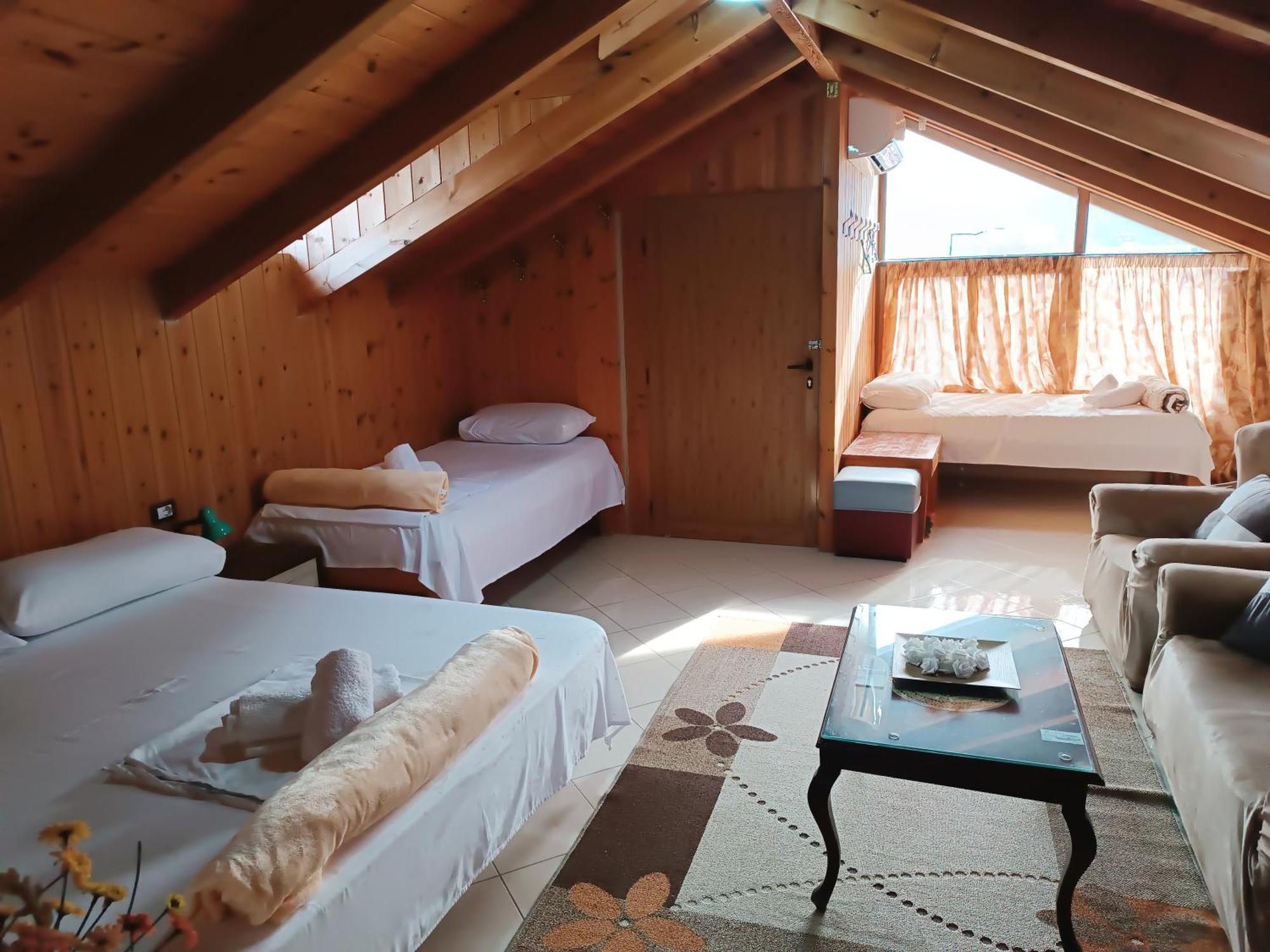 Guesthouse Eva Suite Berat Zewnętrze zdjęcie
